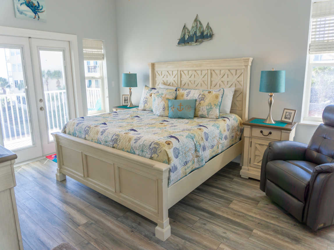 King Master Suite with Private Bath and Covered Porch Access with Gulf View