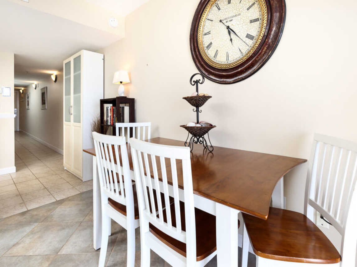 Dining Area, Pelican Isle Resort Okaloosa Island