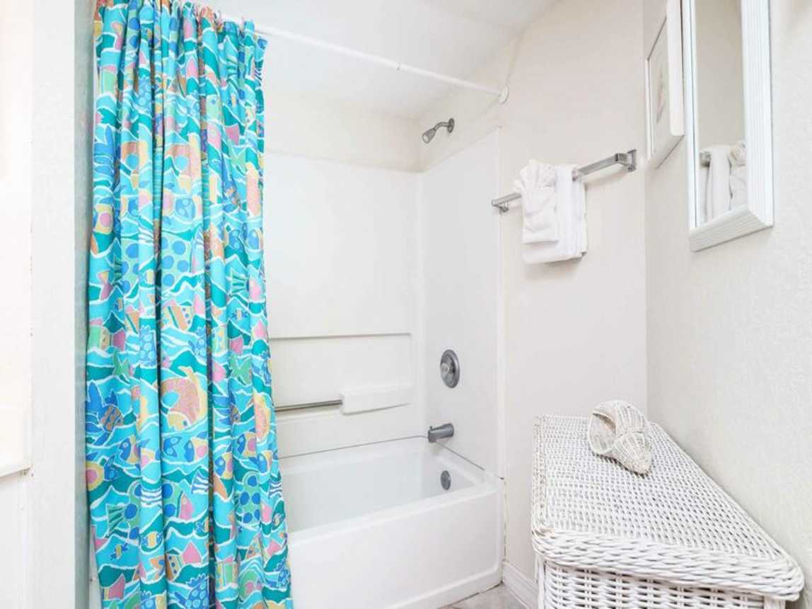 Master Bathroom - 
Islander Beach Resort, Unit 2005, Okaloosa Island, Fort Walton Beach Vacation Rentals