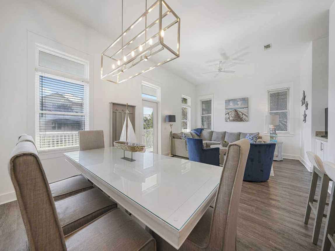 Val-Holla - Vacation Rental House with Private Pool Near Beach on Holiday Isle in Destin, Florida - Five Star Properties Destin/30A