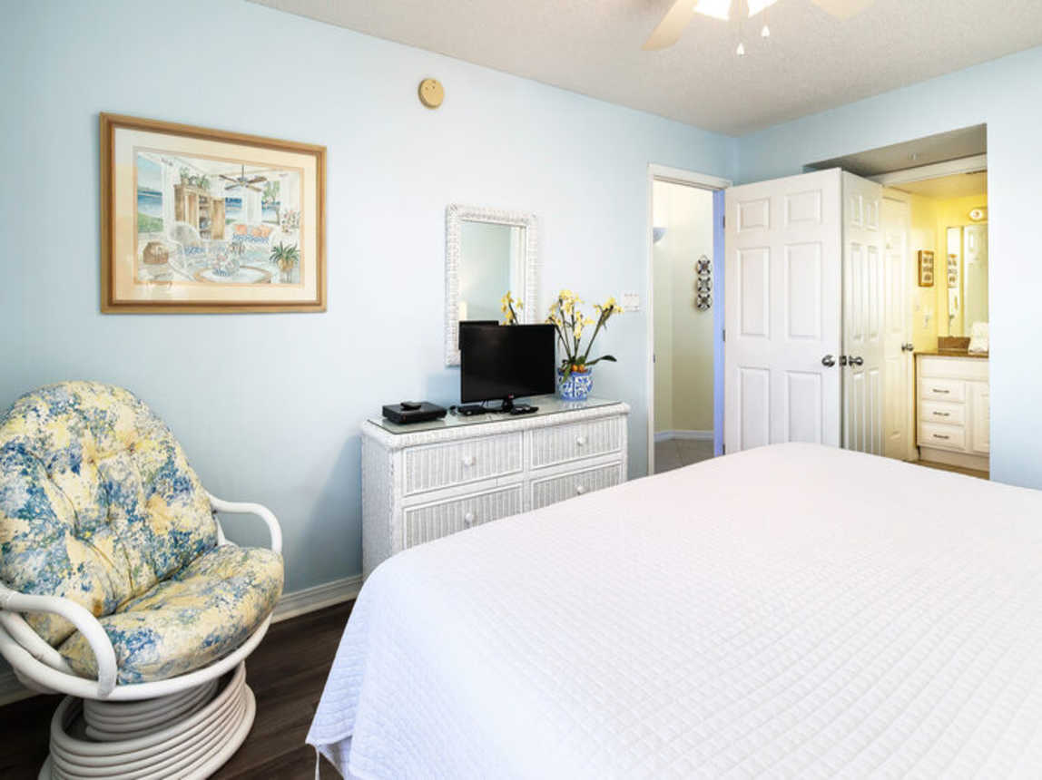 Guest Bedroom - 
Gulf Dunes Resort Unit 108 Okaloosa Island Fort Walton Beach FL