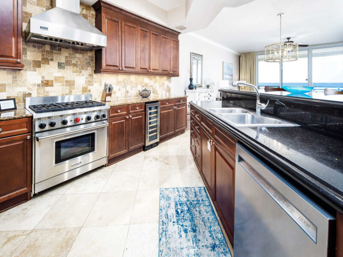 Kitchen - 
Bella Riva Resort, Okaloosa Island Fort Walton Beach Florida Vacation Rentals
