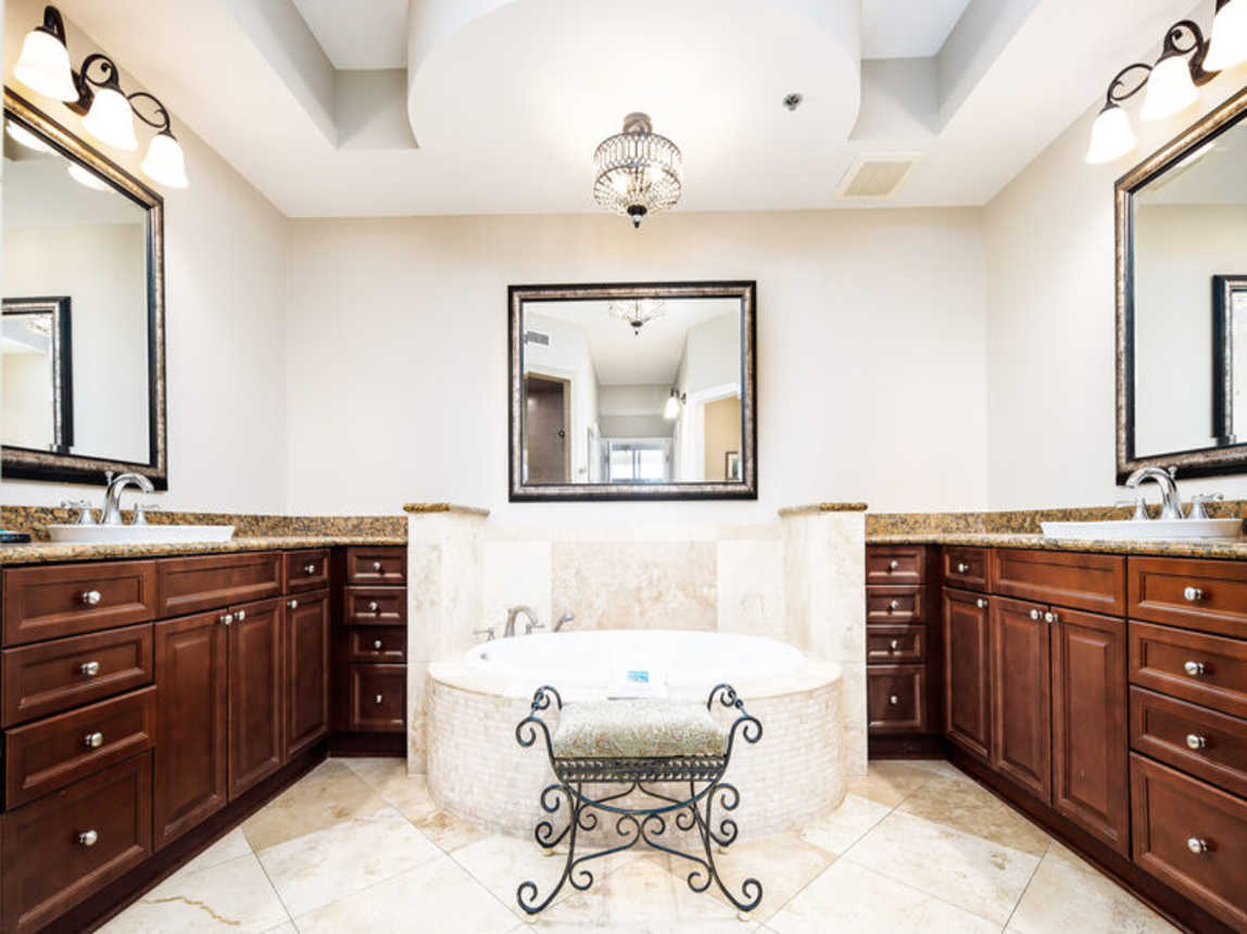 Master Bathroom - 
Bella Riva Resort, Okaloosa Island Fort Walton Beach Florida Vacation Rentals