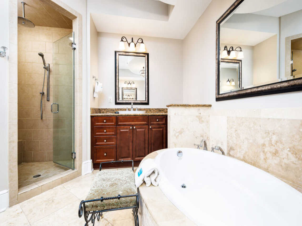 Master Bathroom - 
Bella Riva Resort, Okaloosa Island Fort Walton Beach Florida Vacation Rentals