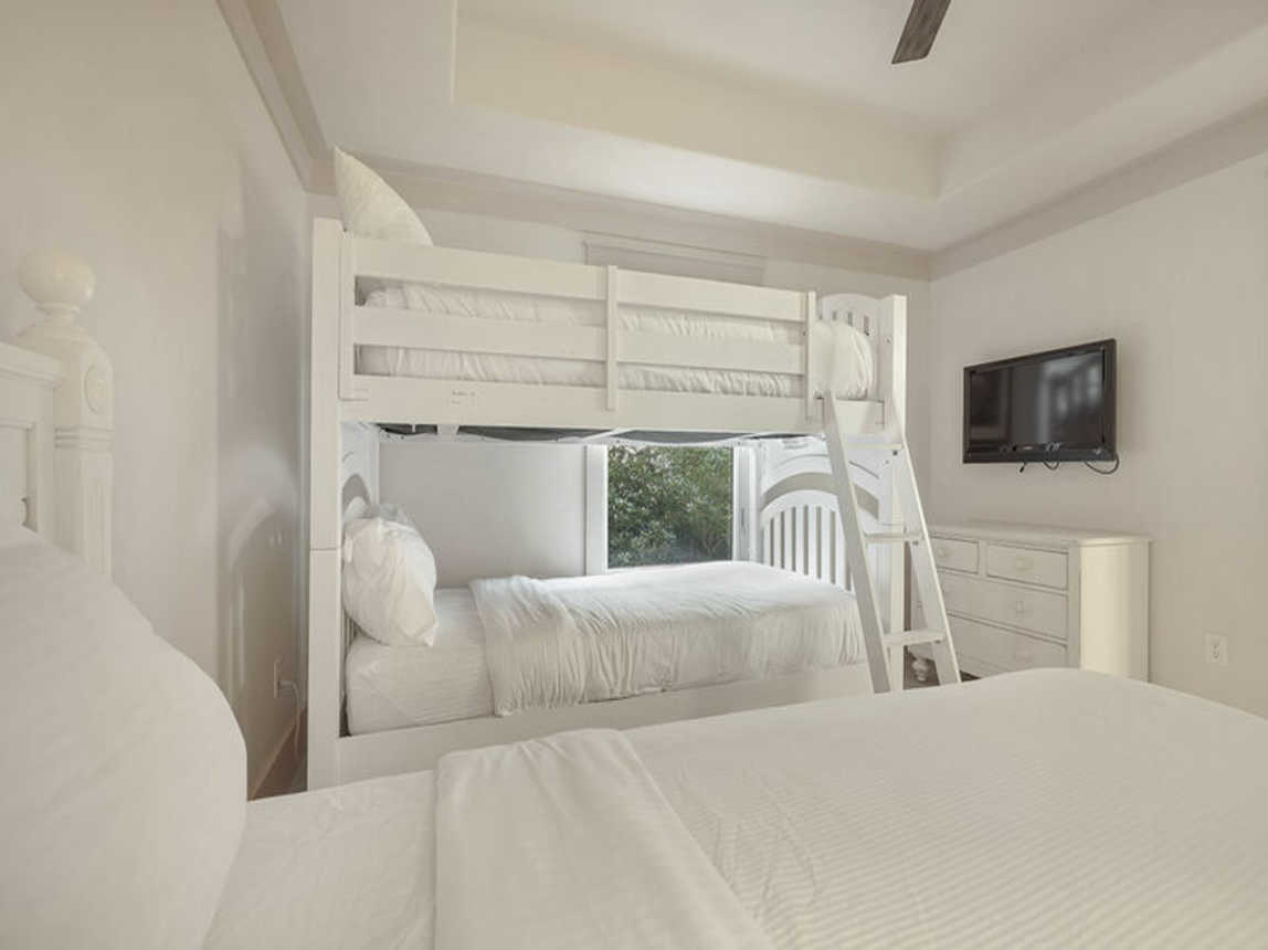 Le Bon Vivant - Beachfront 30A Vacation Rental House with Elevator and Community Pool in Vizcaya - Five Star Properties Destin/30A