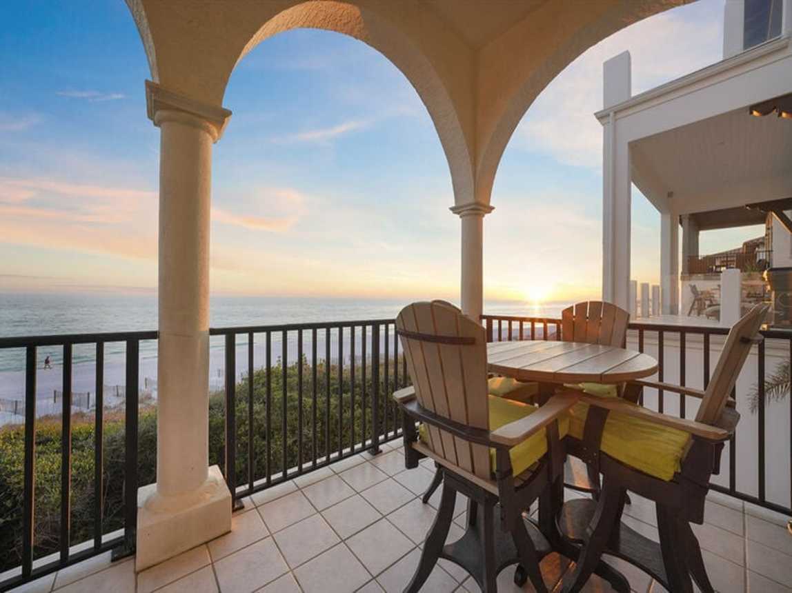 Le Bon Vivant - Beachfront 30A Vacation Rental House with Elevator and Community Pool in Vizcaya - Five Star Properties Destin/30A