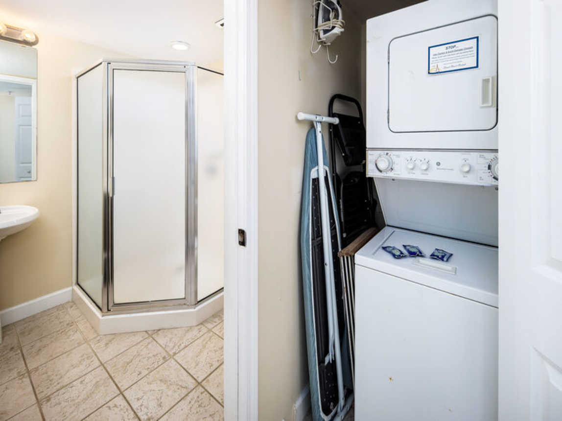 Private Laundry Center, Pelican Isle Resort Okaloosa Island