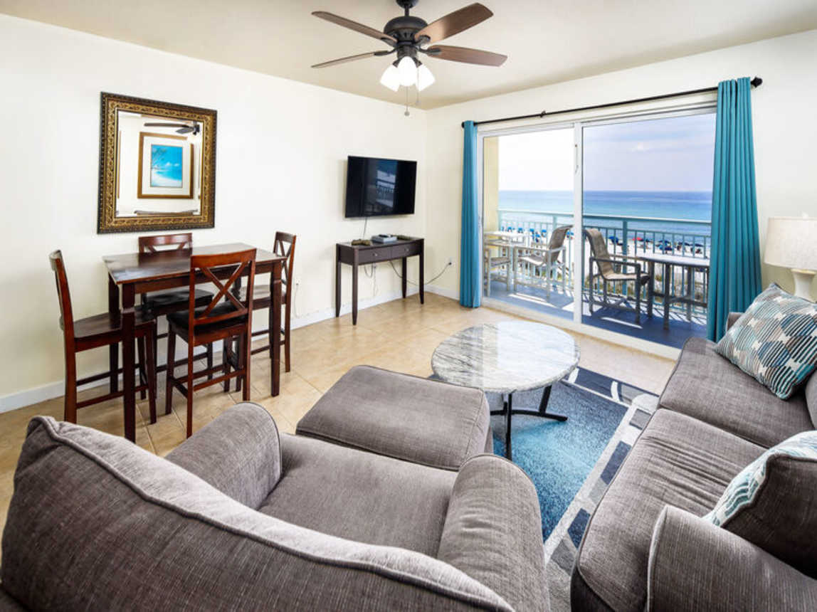 Living Room, 
Pelican Isle Resort 305 Okaloosa Island Fort Walton Beach Vacation Rentals by Sunset Resort Rentals