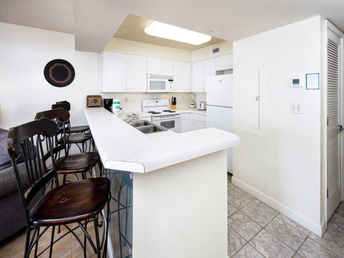 Kitchen, Pelican Isle 305 Fort Walton Beach Okaloosa Island Vacation Rentals