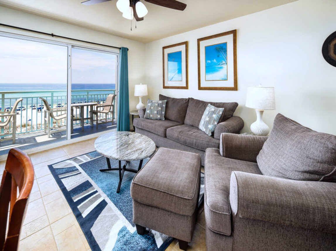 Living Room, 
Pelican Isle Resort 305 Okaloosa Island Fort Walton Beach Vacation Rentals by Sunset Resort Rentals