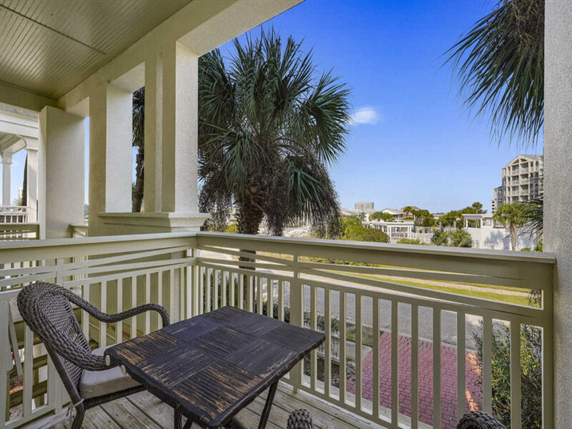 Beau Soleil - Beach Vacation Rental on Holiday Isle with Community Pool and Ocean Views in Destin, Florida - Five Star Properties Destin/30A