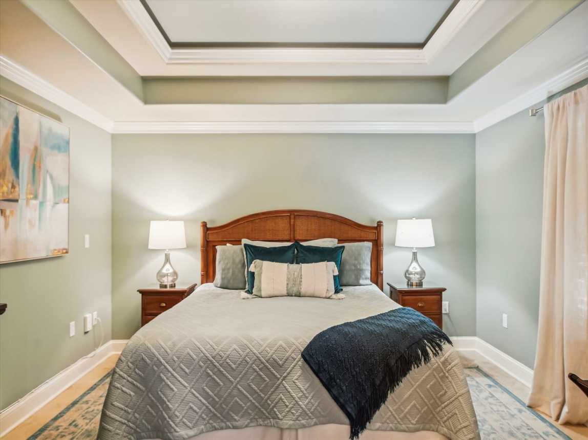 1St Floor Guest Bedroom