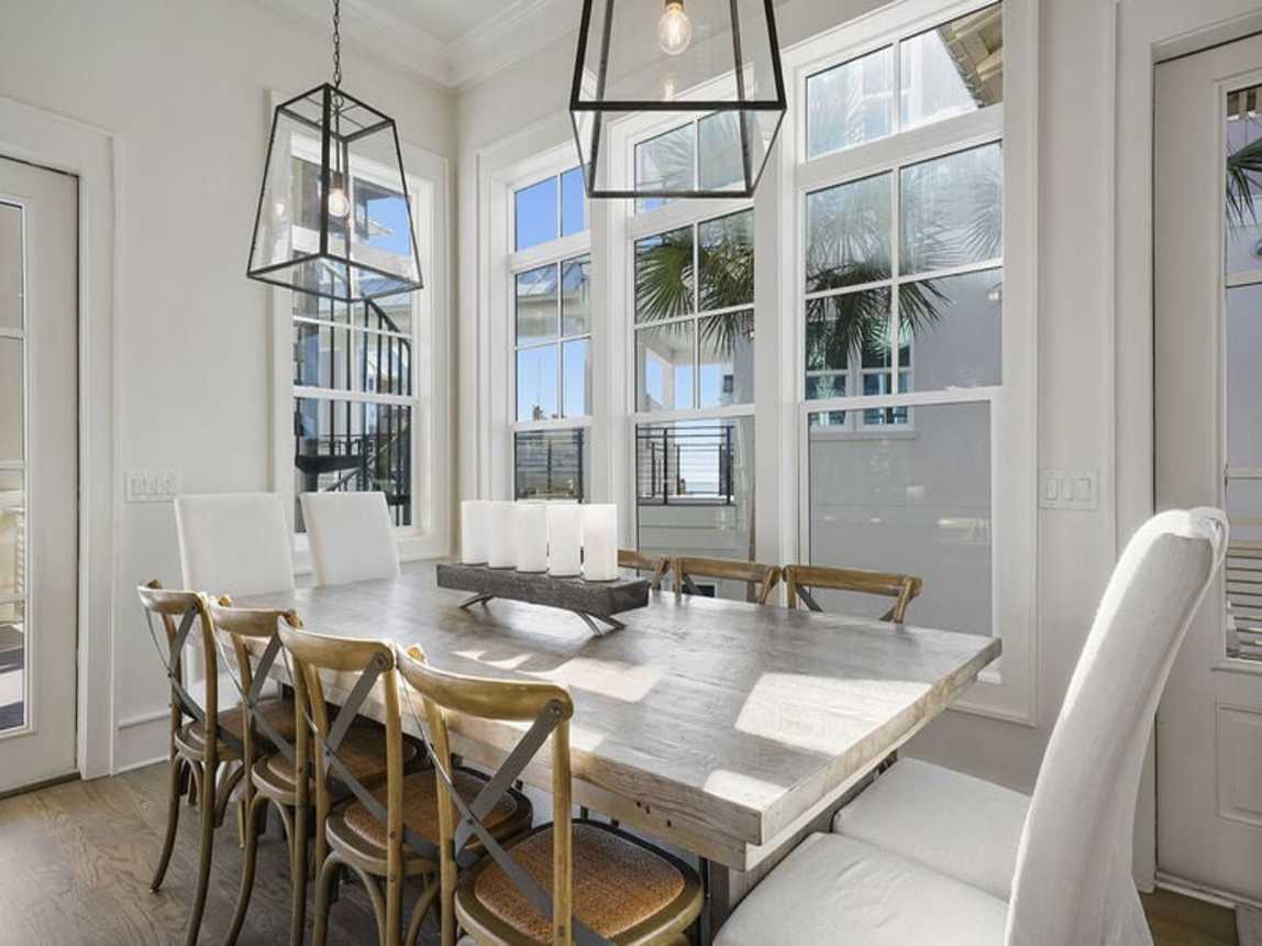Hermosa Manor - Luxury Vacation Rental Beach House with Private Pool, Game Room, and Ocean Views from Balcony in Seagrove Beach, Florida - Five Star Properties Destin/30A