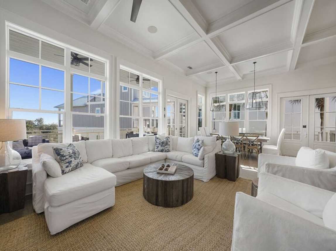 Hermosa Manor - Luxury Vacation Rental Beach House with Private Pool, Game Room, and Ocean Views from Balcony in Seagrove Beach, Florida - Five Star Properties Destin/30A