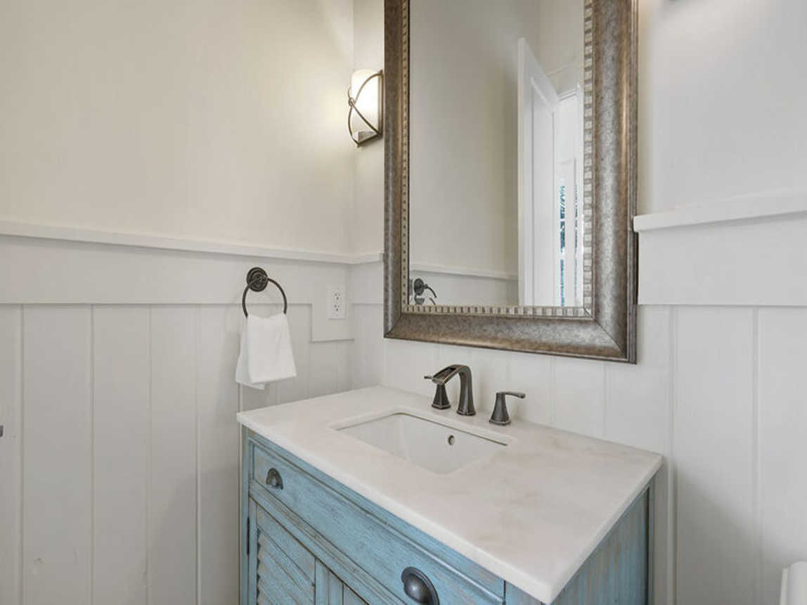 Hermosa Manor - Luxury Vacation Rental Beach House with Private Pool, Game Room, and Ocean Views from Balcony in Seagrove Beach, Florida - Five Star Properties Destin/30A