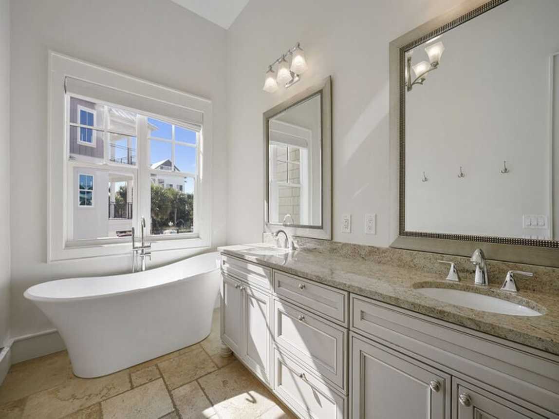 Hermosa Manor - Luxury Vacation Rental Beach House with Private Pool, Game Room, and Ocean Views from Balcony in Seagrove Beach, Florida - Five Star Properties Destin/30A