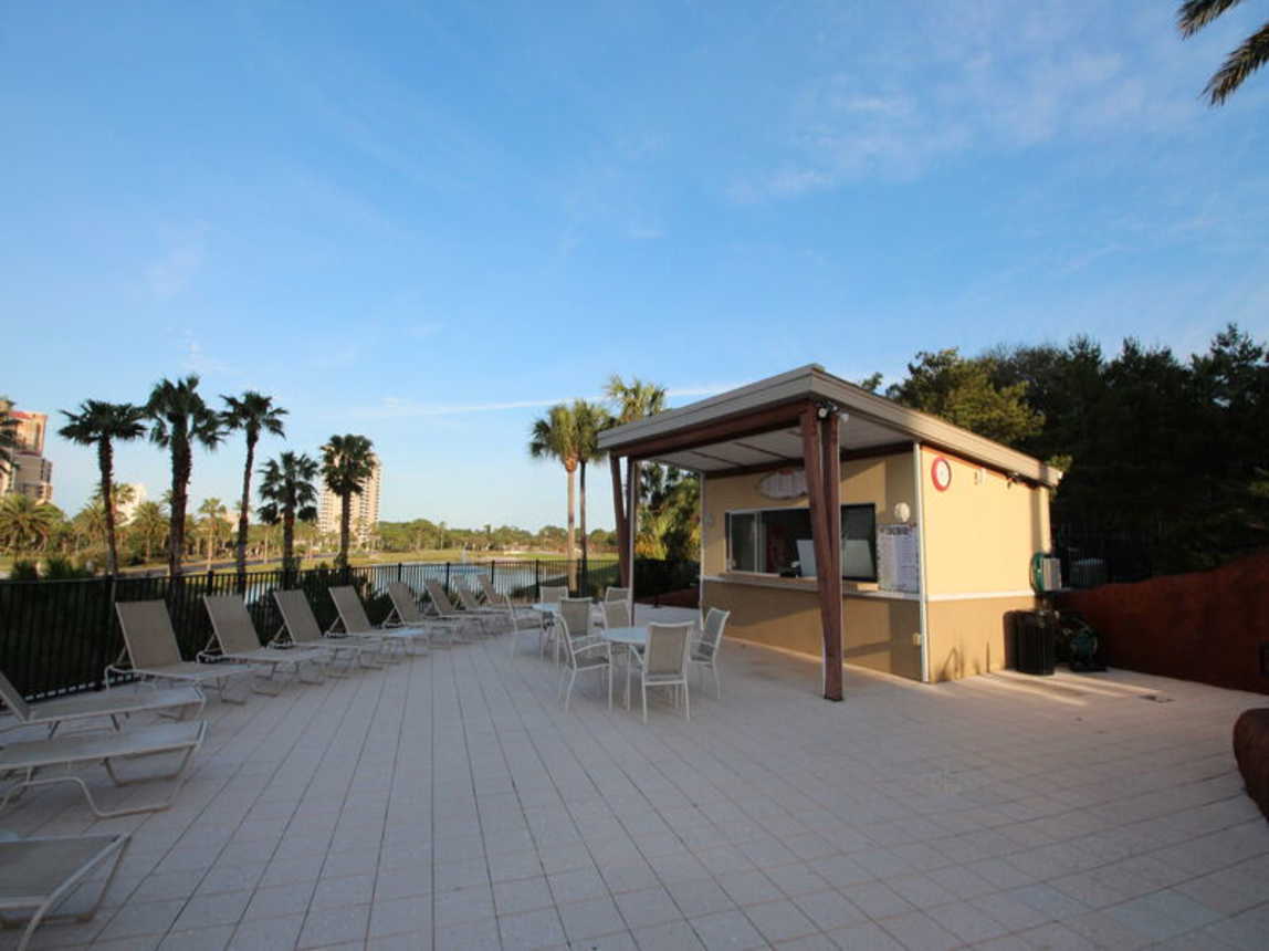 Small snack bar by the pool
