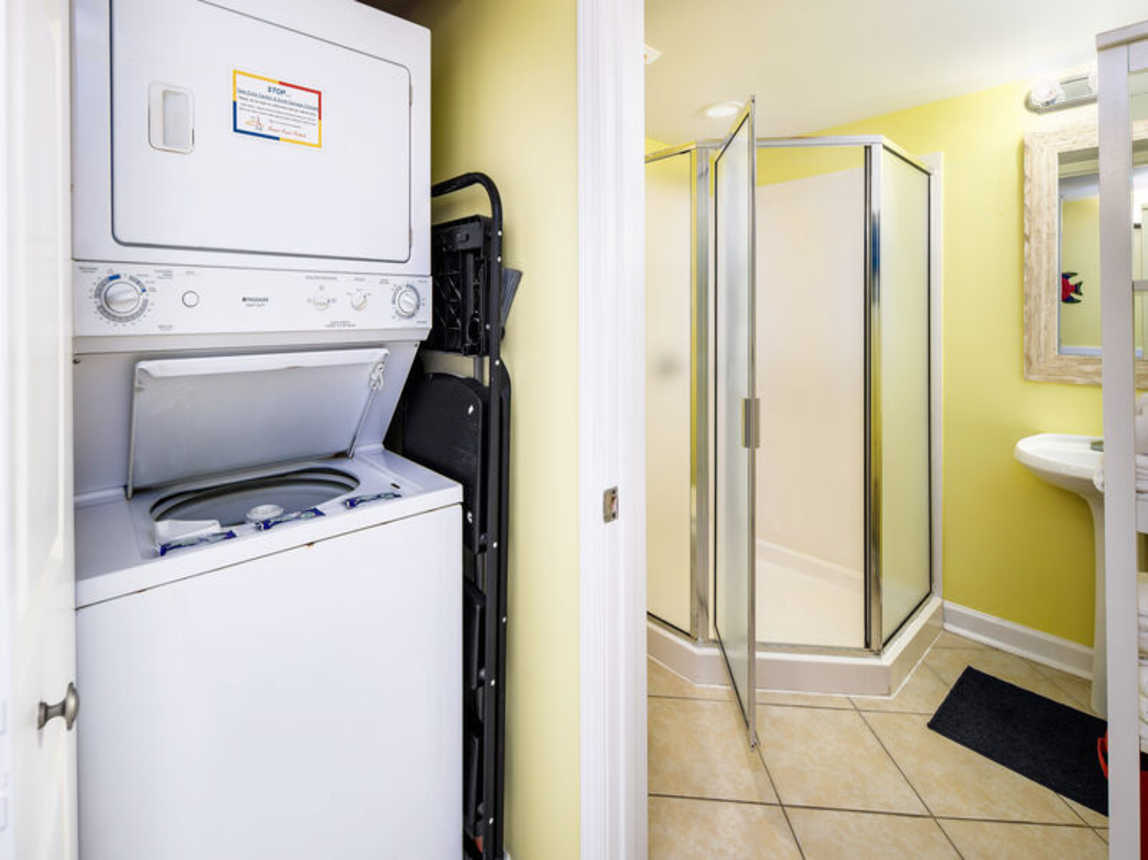 Laundry Center - 
Pelican Isle 414 Fort Walton Beach Okaloosa Island Vacation Rentals