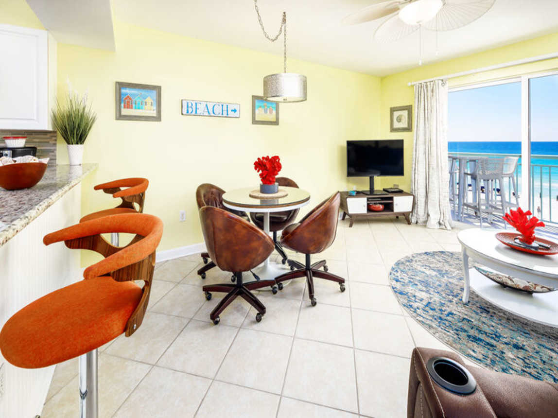 Dining Area - 
Pelican Isle 414 Fort Walton Beach Okaloosa Island Vacation Rentals