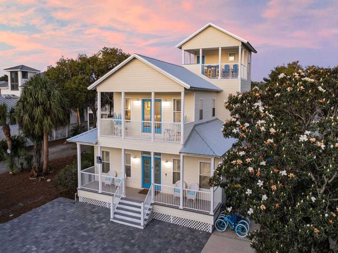 Flirty Flamingo - Pet-Friendly Vacation Rental House Near Beach with Game Room, Private Pool, & Carriage House in Crystal Beach, Florida  - Five Star Properties Destin/30A