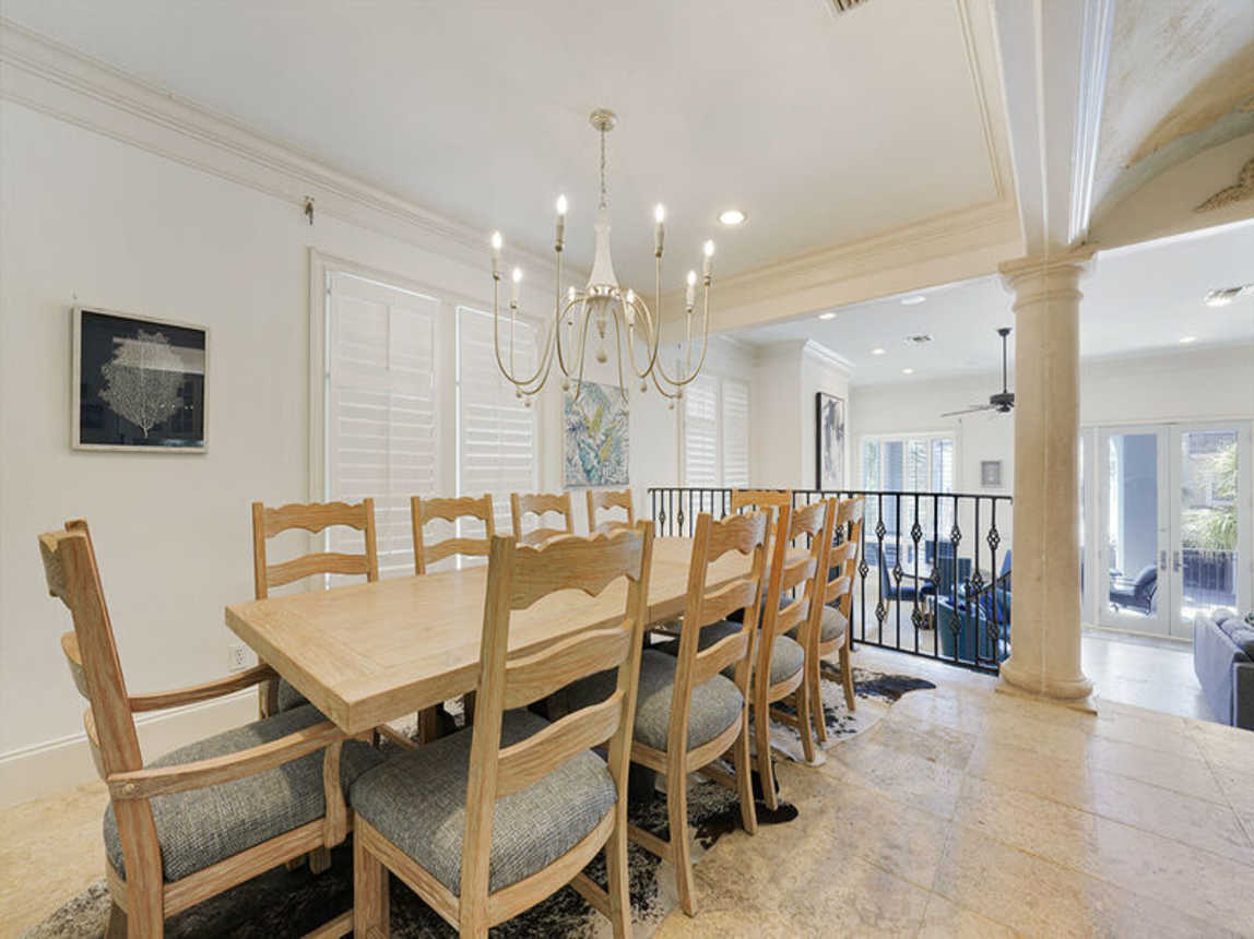 Villa Playa - Luxury Destiny by the Sea Vacation Rental House with Private Pool and Beach View in Destin, Florida - Five Star Properties Destin/30A