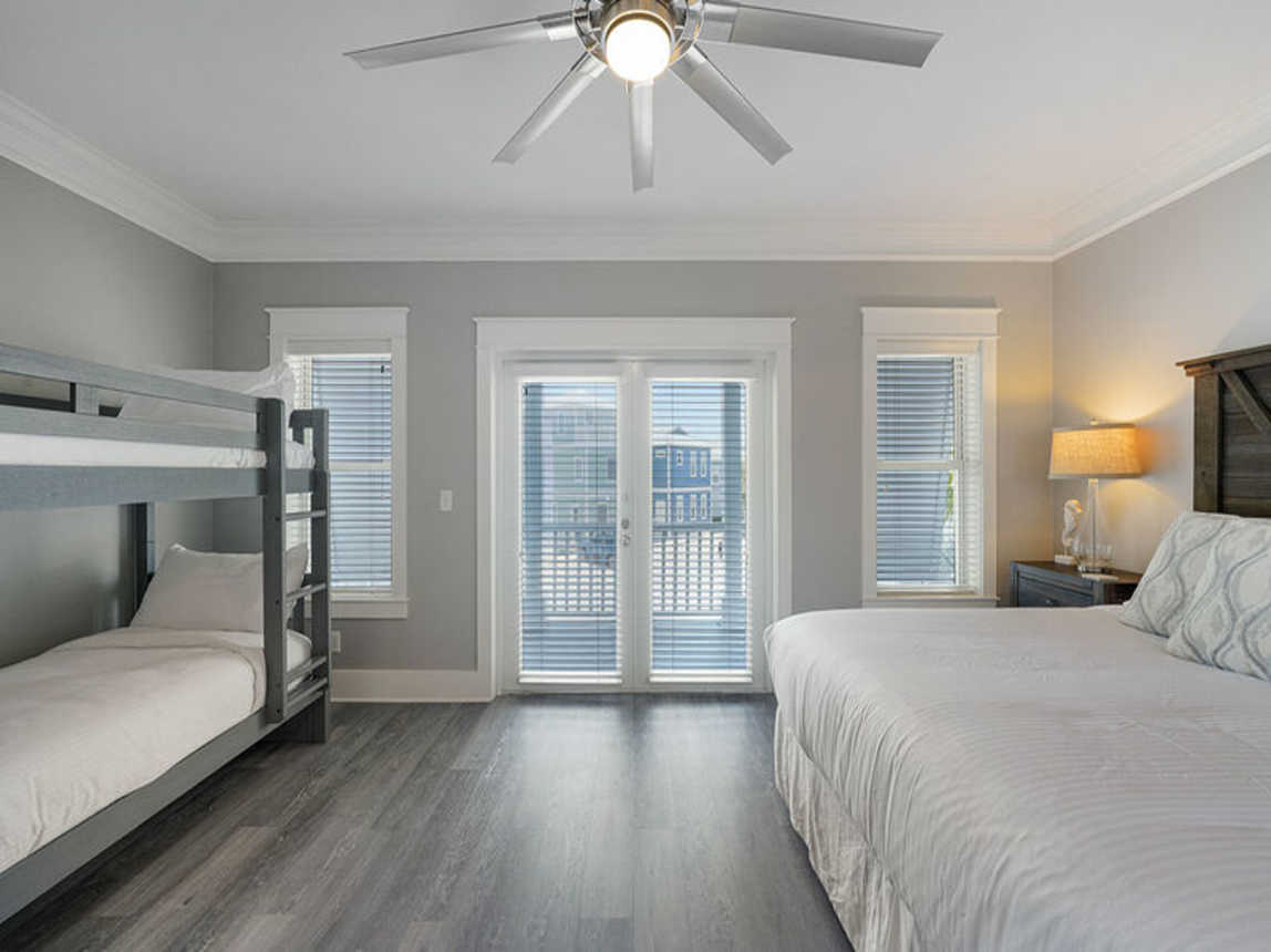 Southern Charm - Luxury Vacation Rental House on 30A with a Balcony Deck and Community Pool - Bliss Beach Rentals