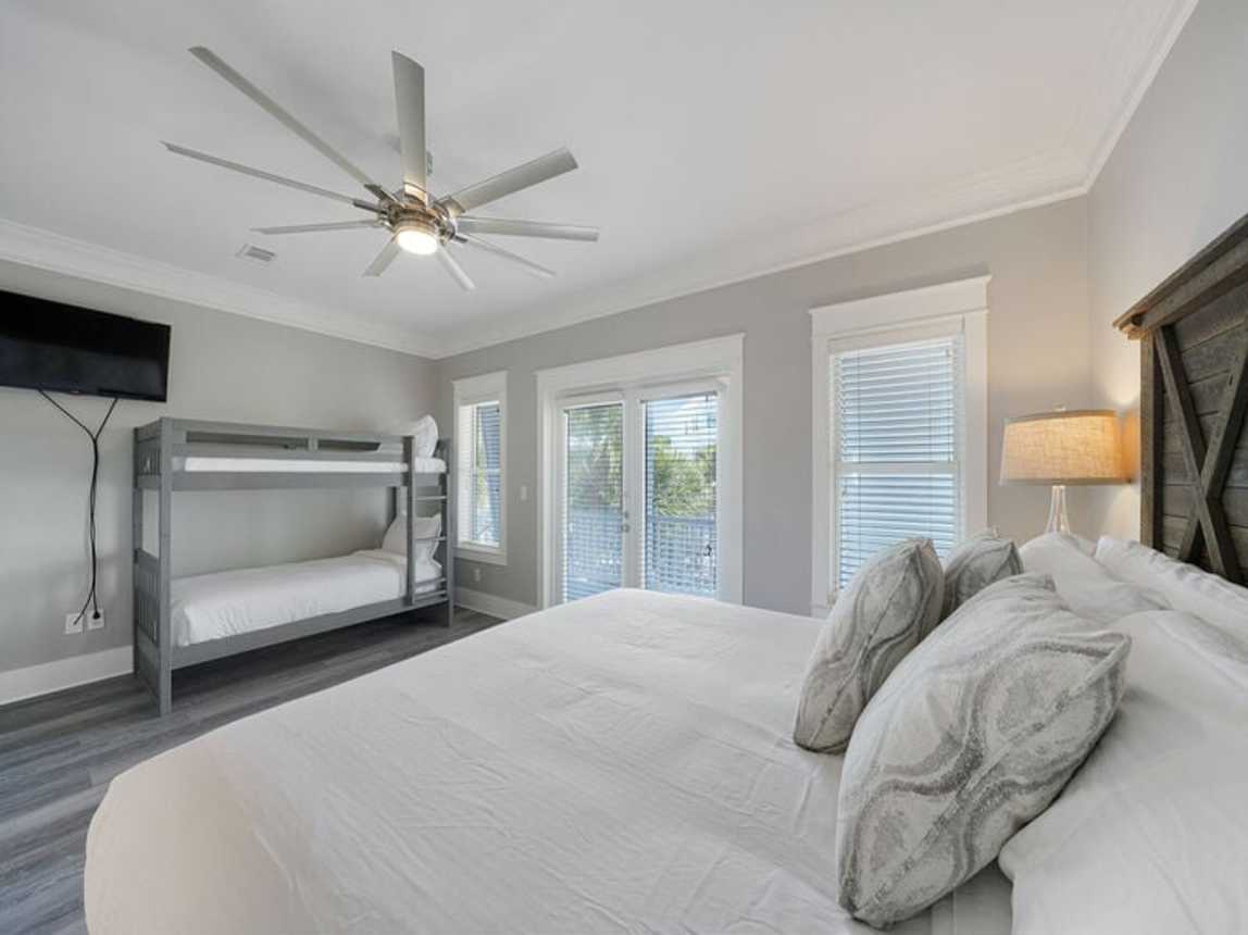 Southern Charm - Luxury Vacation Rental House on 30A with a Balcony Deck and Community Pool - Bliss Beach Rentals