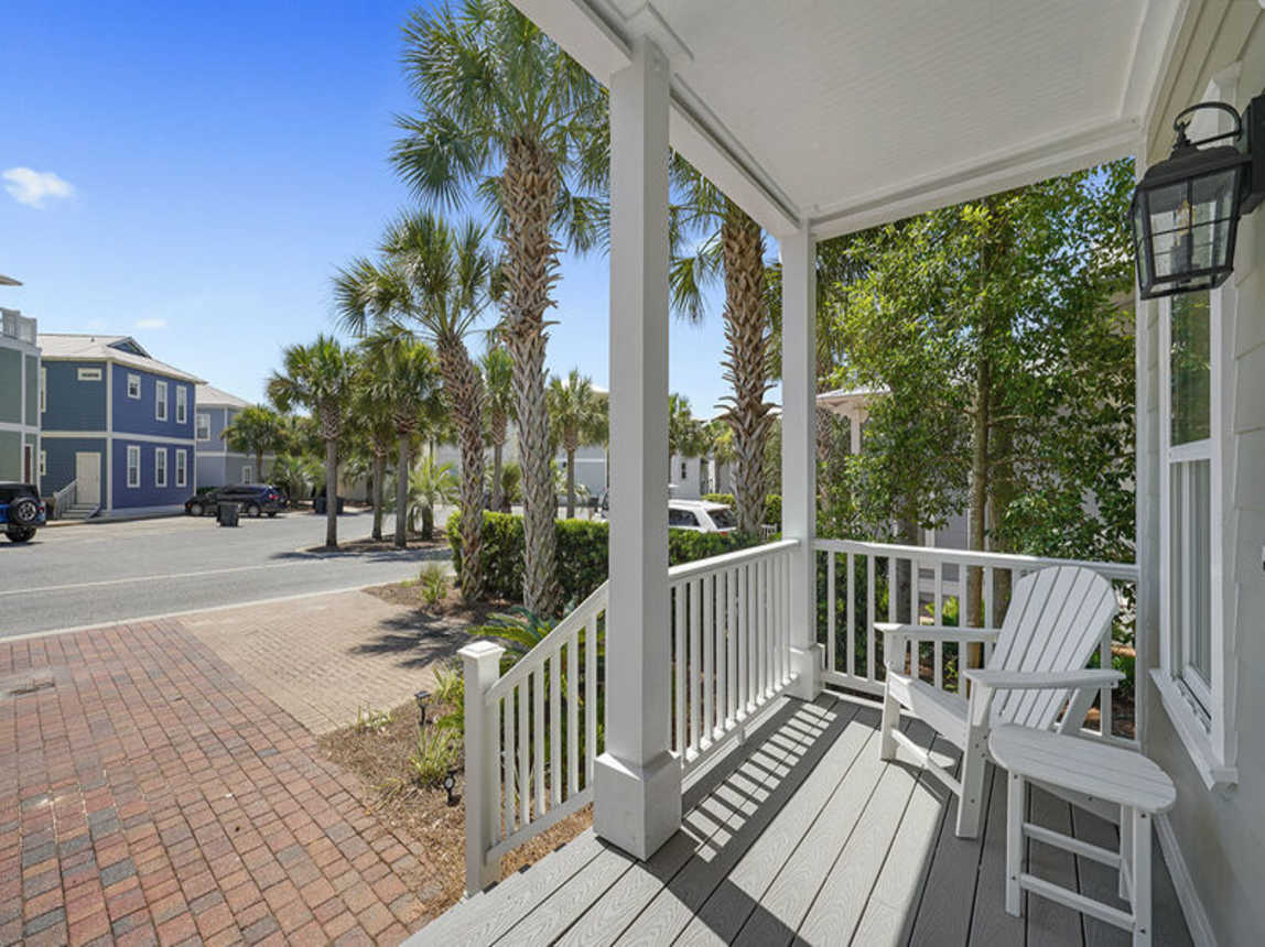 Southern Charm - Luxury Vacation Rental House on 30A with a Balcony Deck and Community Pool - Bliss Beach Rentals