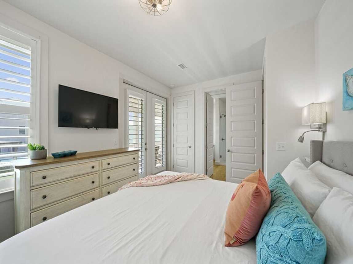 Indigo Breeze - Luxury Vacation Rental House with Private Pool, Game Room, and Carriage House in Dune Allen Beach, Florida - Five Star Properties Destin/30A