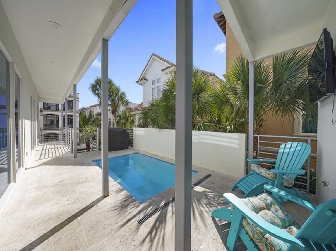 White Sands - Destiny by the Sea Luxury Vacation Rental Beach House with Private Pool, Rooftop Deck, and Game Room in Gated Community Destin, Florida - Five Star Properties Destin/30A