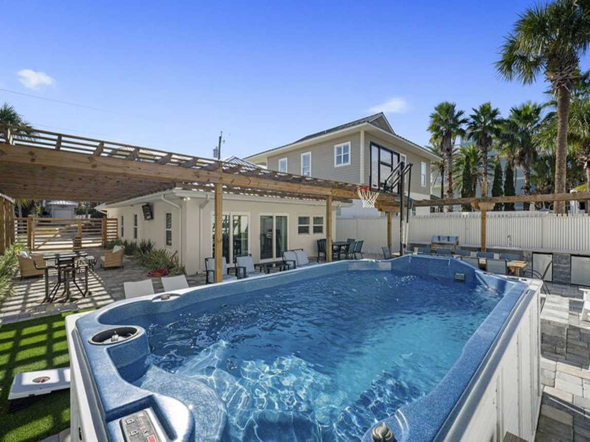 A Wave From It All - Adorable Vacation Rental Beach House with Amazing Backyard Area and Jetted Spa Tub in Miramar Beach, Florida - Bliss Beach Rentals Destin/30A