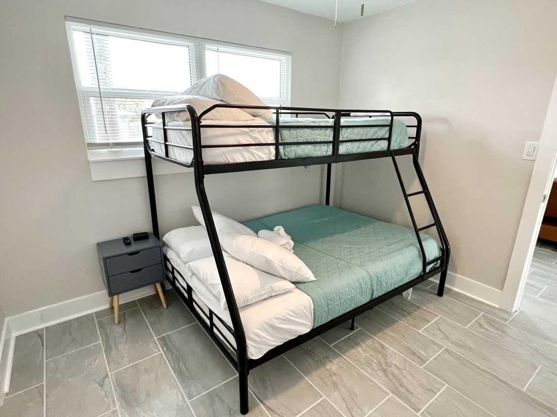 Island Gardens 101 - Aqua La Vista, Baby_6