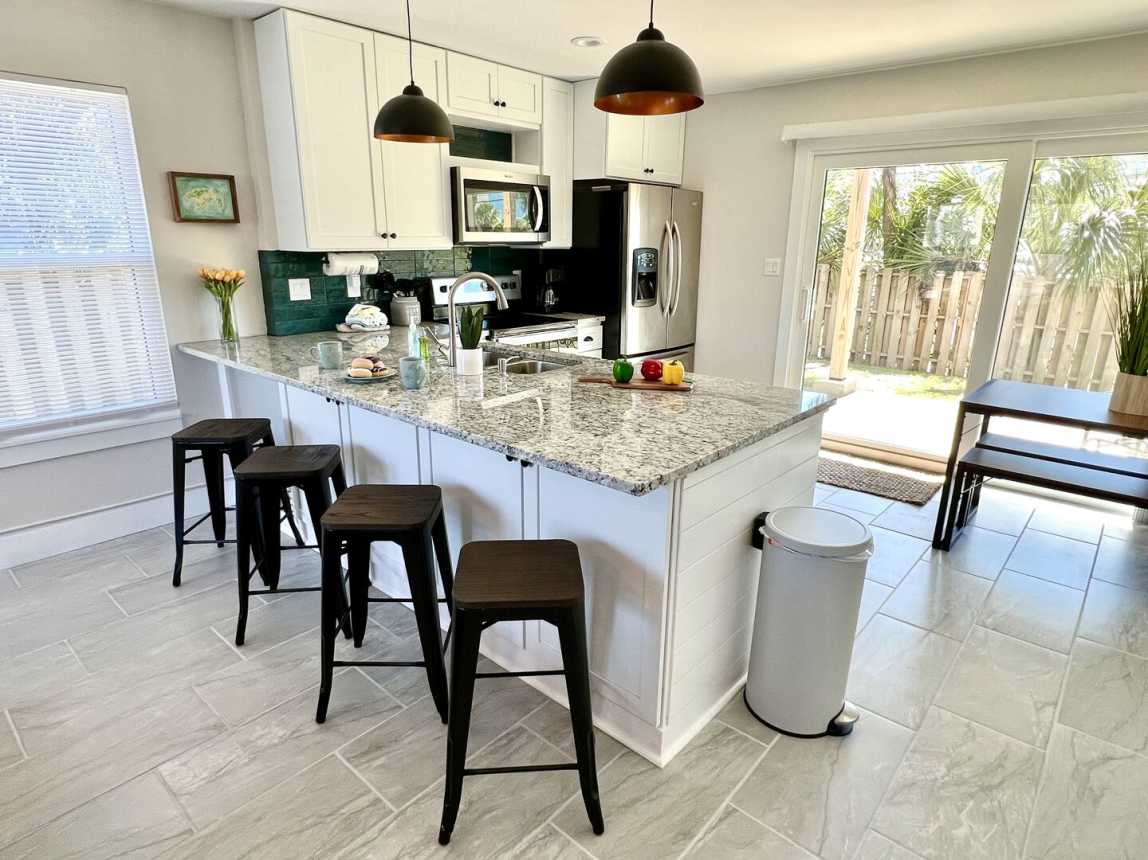 Island Gardens 101 - Aqua La Vista, Baby_0