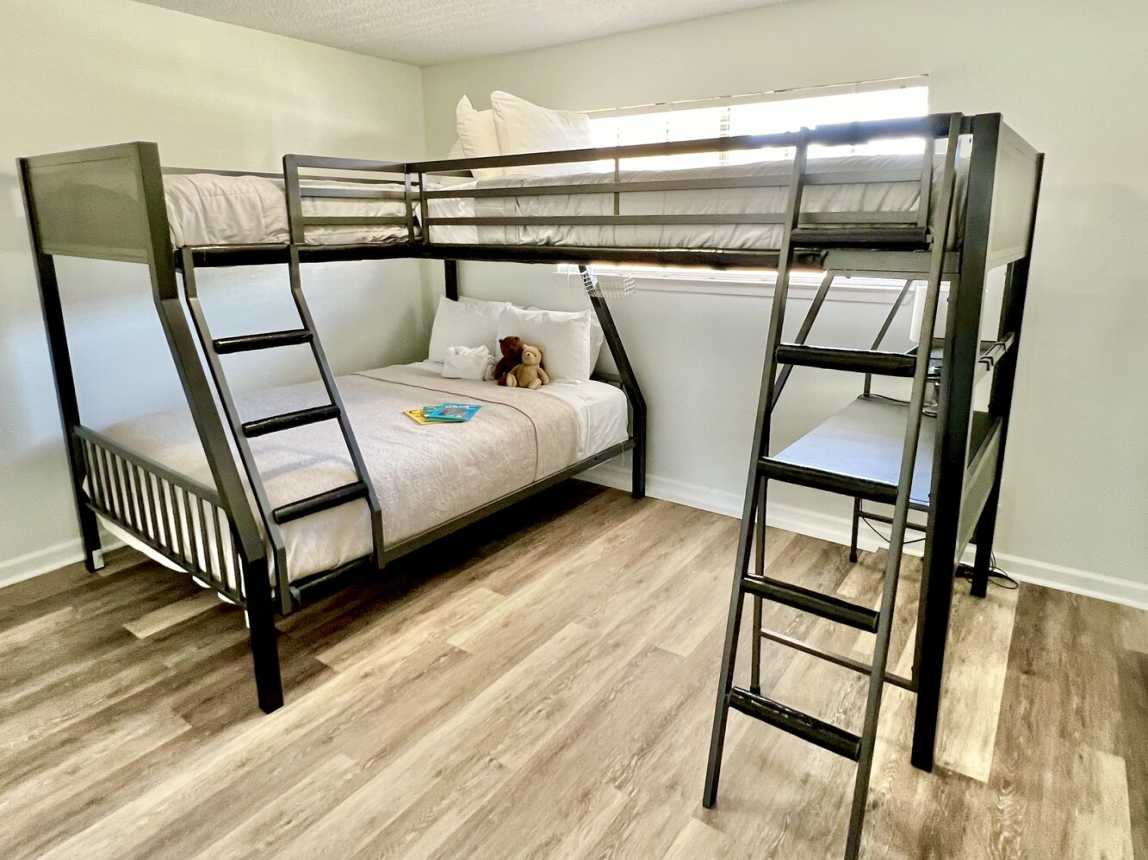 Island Wind 301 - Coral Cove_4