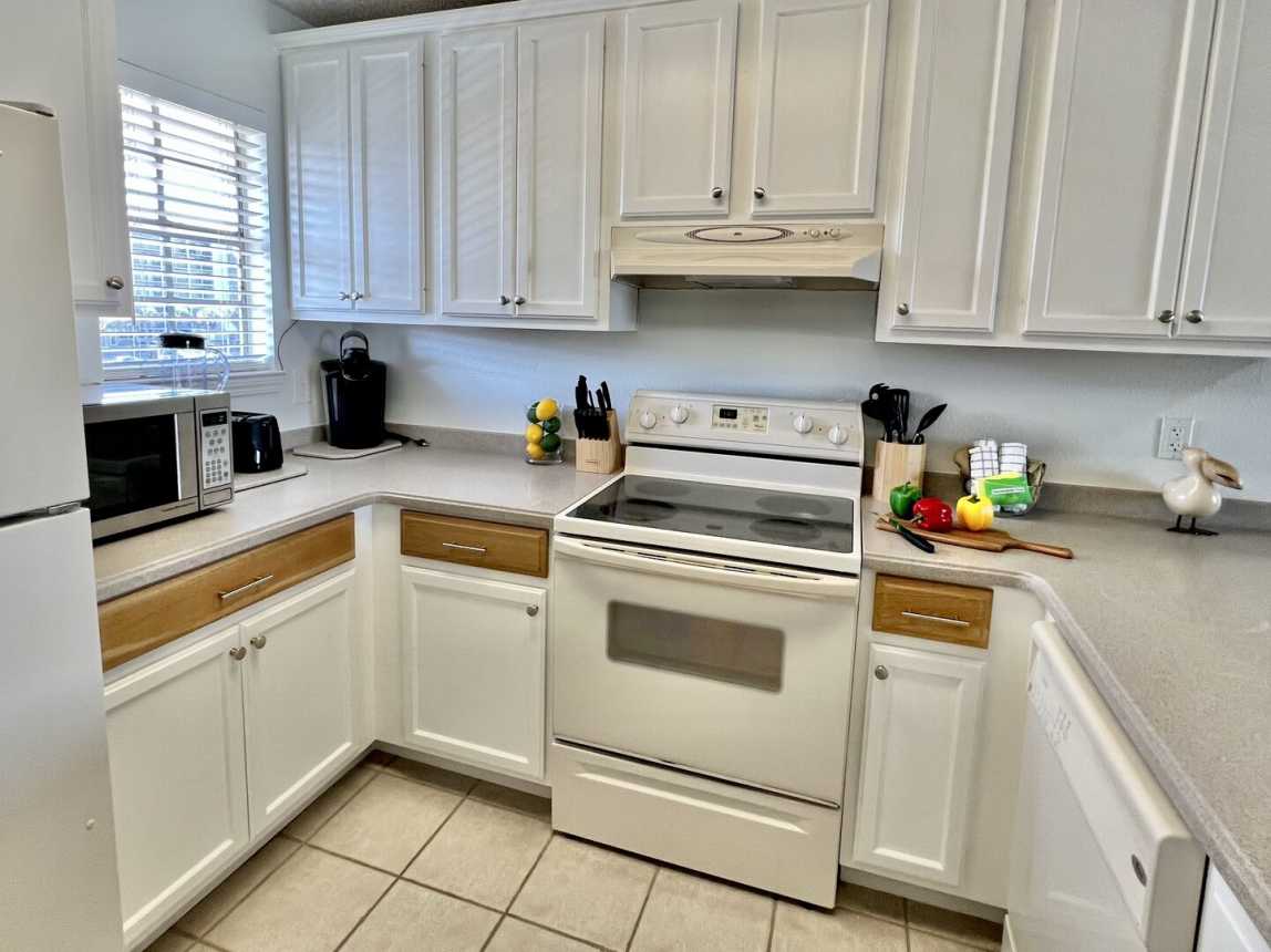 Island Wind 301 - Coral Cove_13