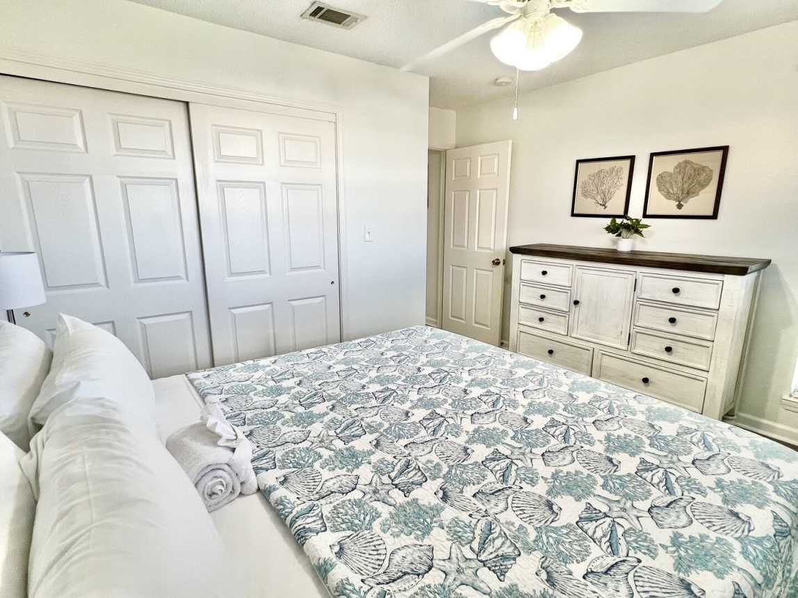 Island Wind 301 - Coral Cove_21