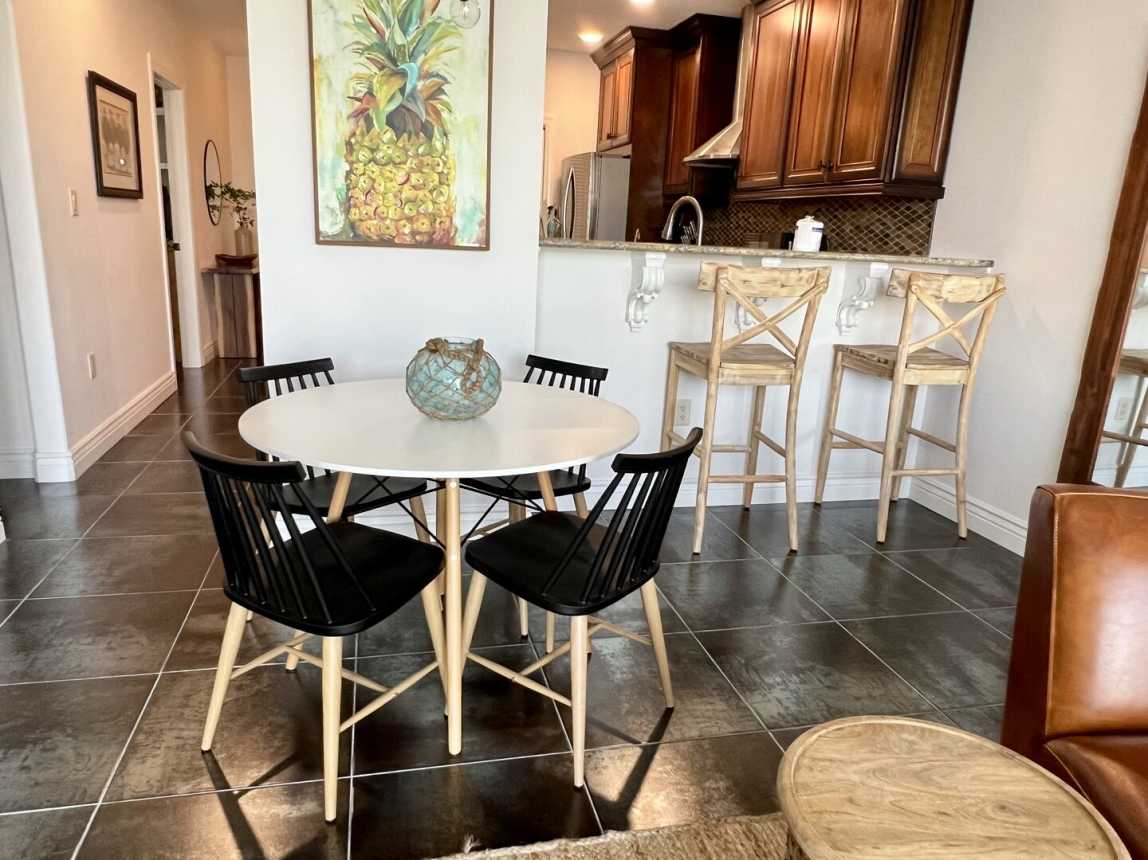 Palm Court Yacht Club 603_18