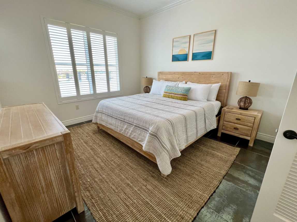 Palm Court Yacht Club 603_5