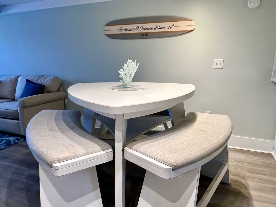 Venus 107 - Beachtastic_9