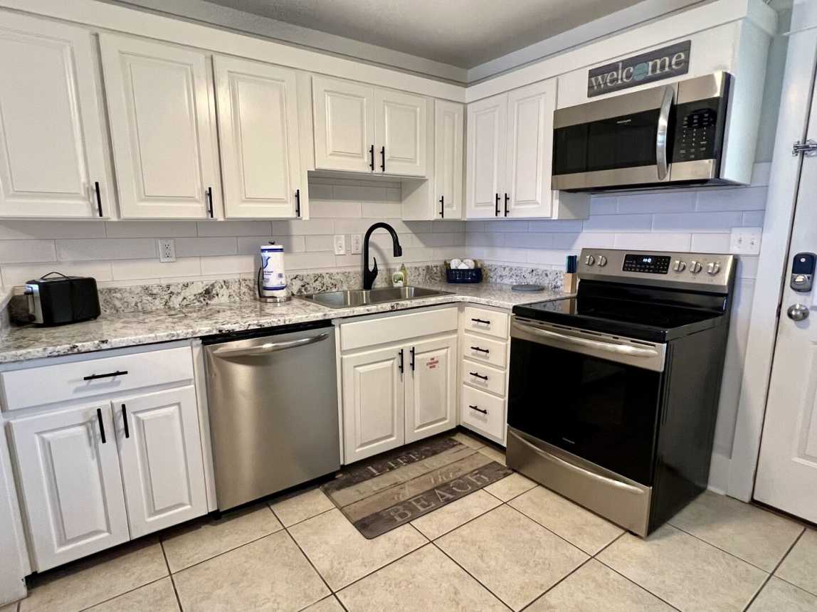 Venus 107 - Beachtastic_2