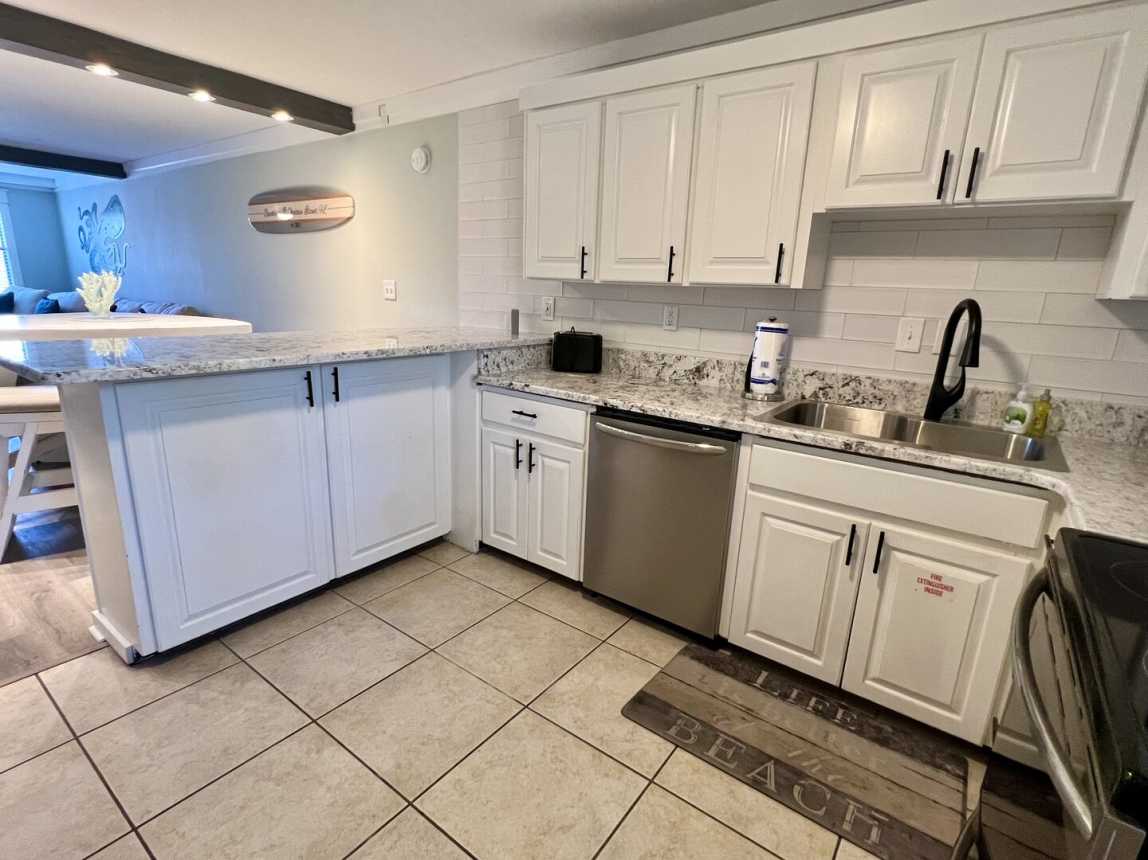 Venus 107 - Beachtastic_15