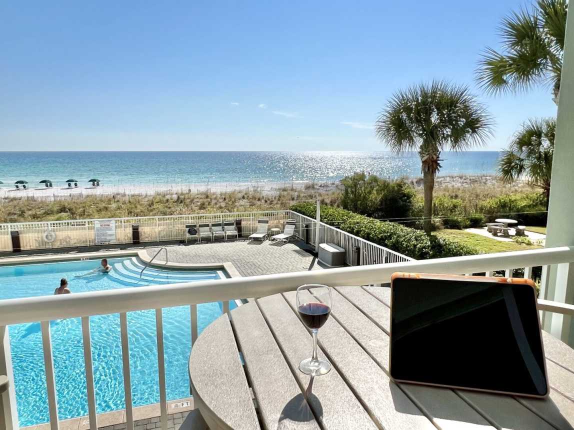 Waters Edge 208 - No Worries, Beach Happy!_7