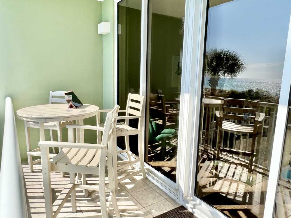 Waters Edge 208 - No Worries, Beach Happy!_16