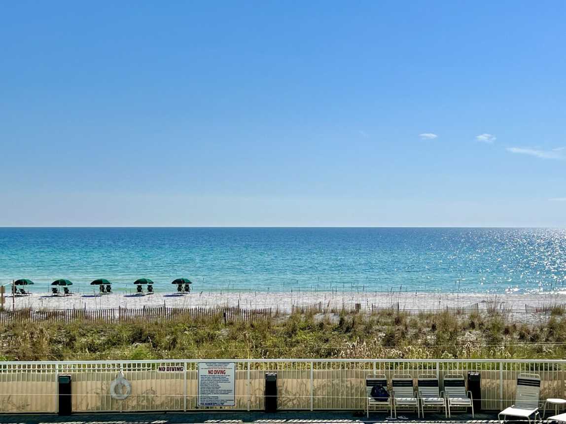 Waters Edge 208 - No Worries, Beach Happy!_14