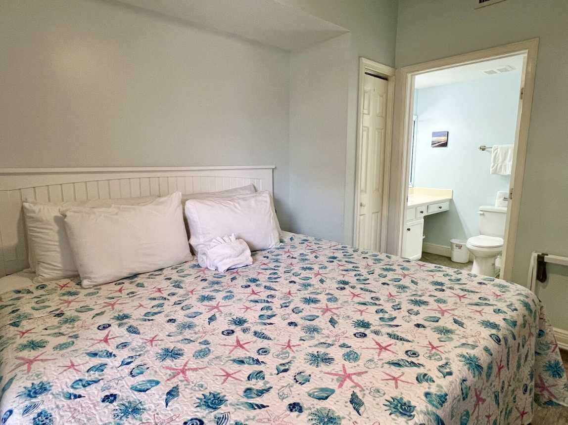 Waters Edge 208 - No Worries, Beach Happy!_4