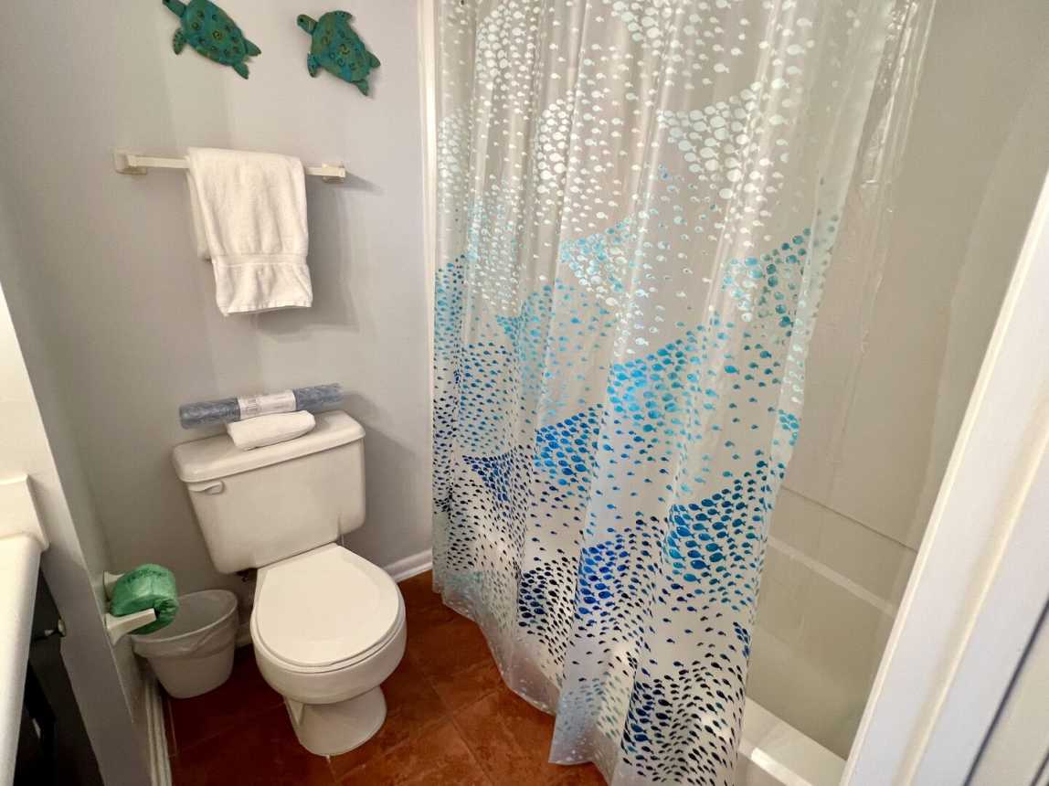 Commodore`s 203 - Gone Sailing 203_23