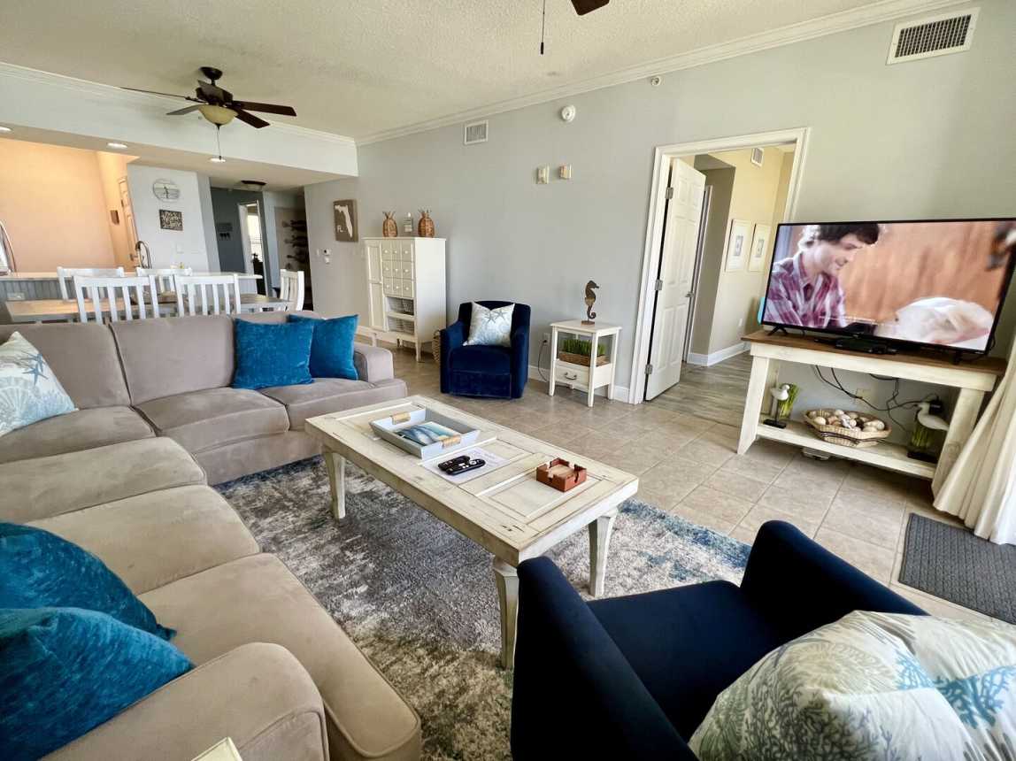 Waters Edge 205 - Melissa`s Happy Place_11