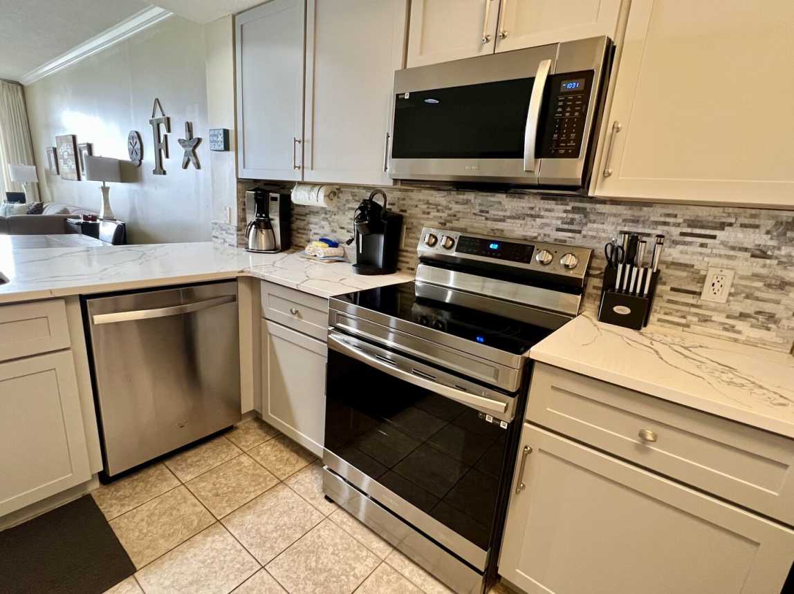 Waters Edge 205 - Melissa`s Happy Place_22