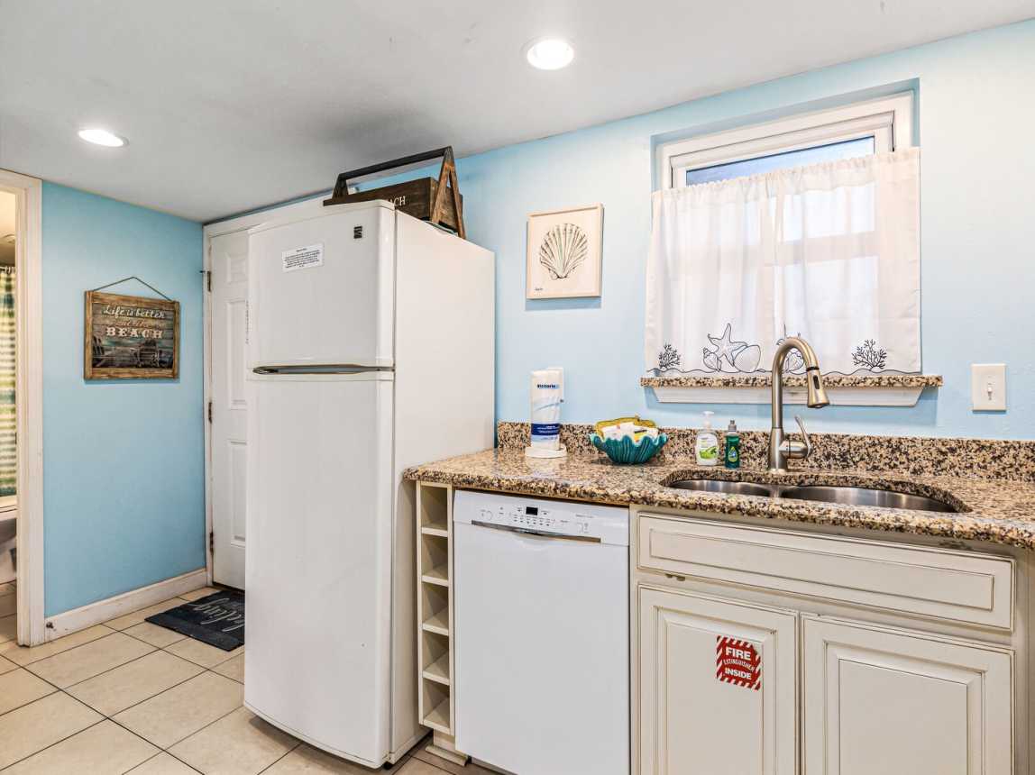 Emerald Isle 102 - The Seashell_18