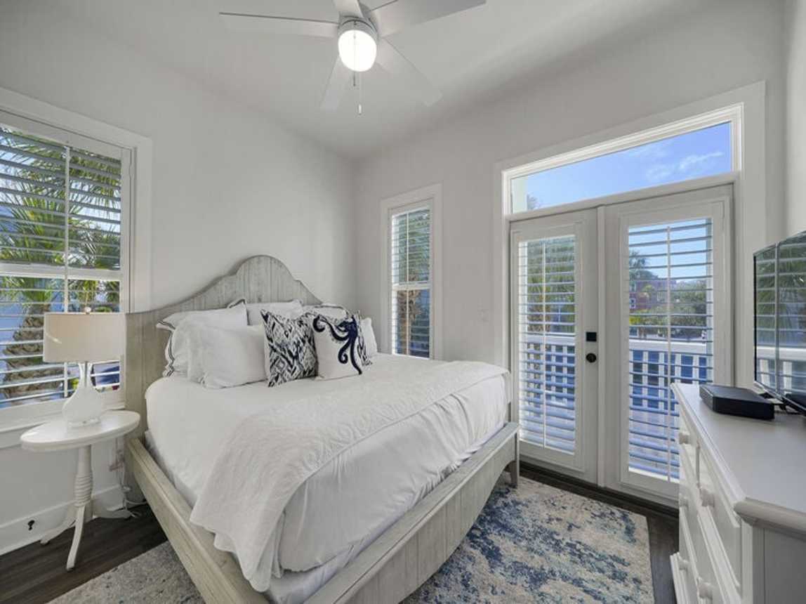 The Hummingbird - Luxury Lakefront Vacation Rental with Private Pool, Fireplace, and Water Views on Holiday Isle in Destin, Florida - Five Star Properties Destin/30A